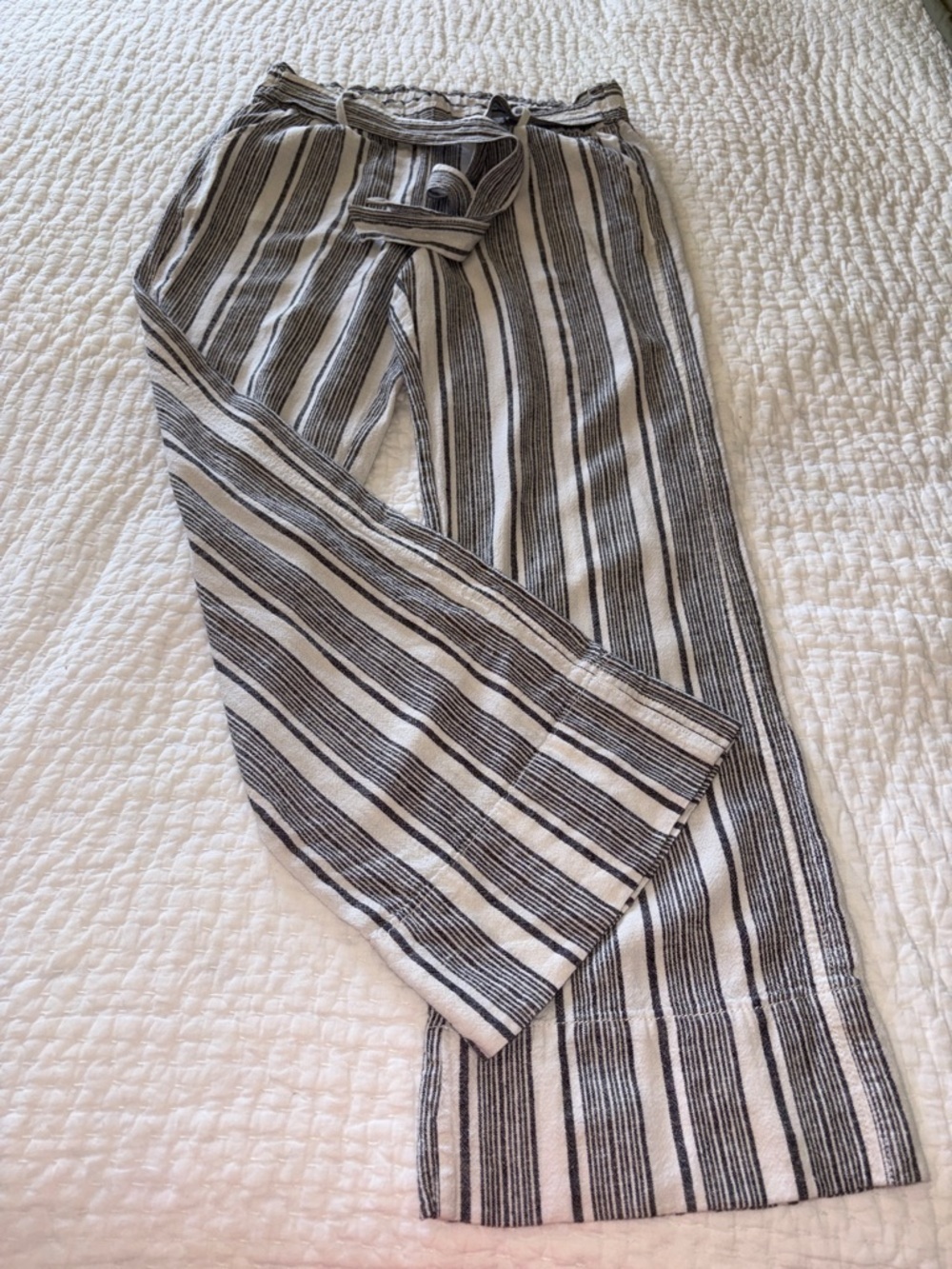 Jolt Women’s Linen Blend Striped Lounge Pants - Black & White M EUC